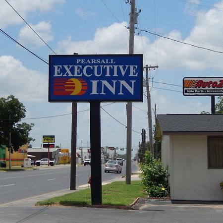 Executive Inn Pearsall Zewnętrze zdjęcie