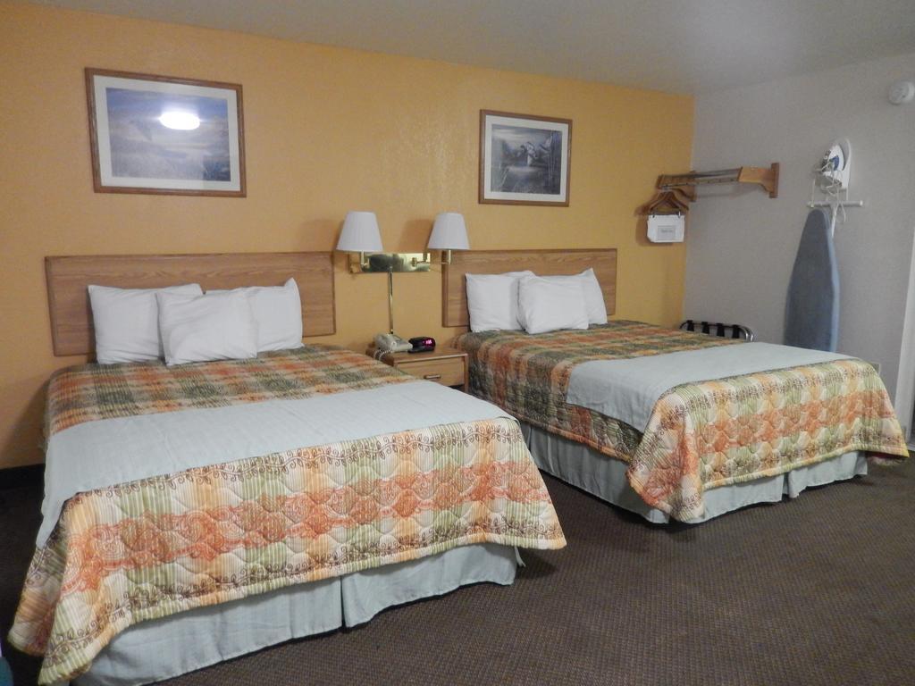 Executive Inn Pearsall Zewnętrze zdjęcie