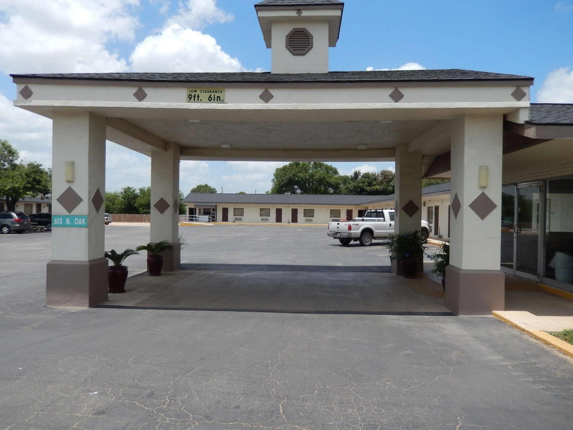 Executive Inn Pearsall Zewnętrze zdjęcie